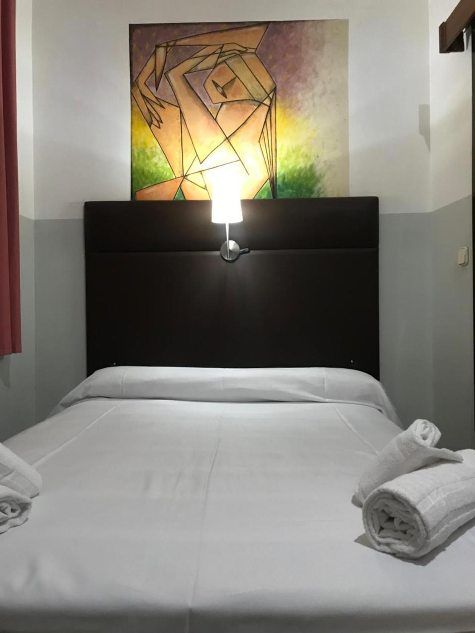 Hostal Eden Barselona Dış mekan fotoğraf