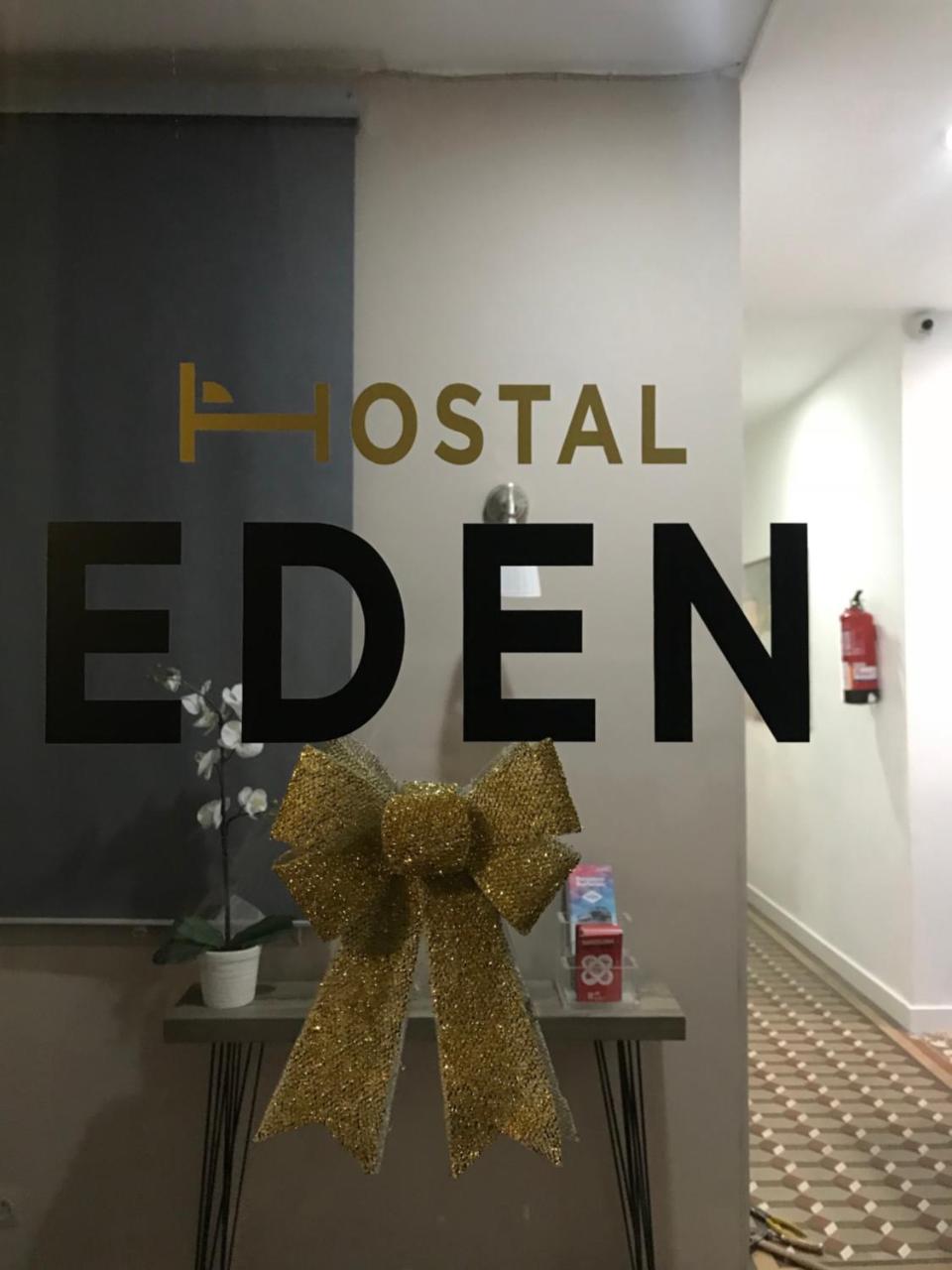 Hostal Eden Barselona Dış mekan fotoğraf