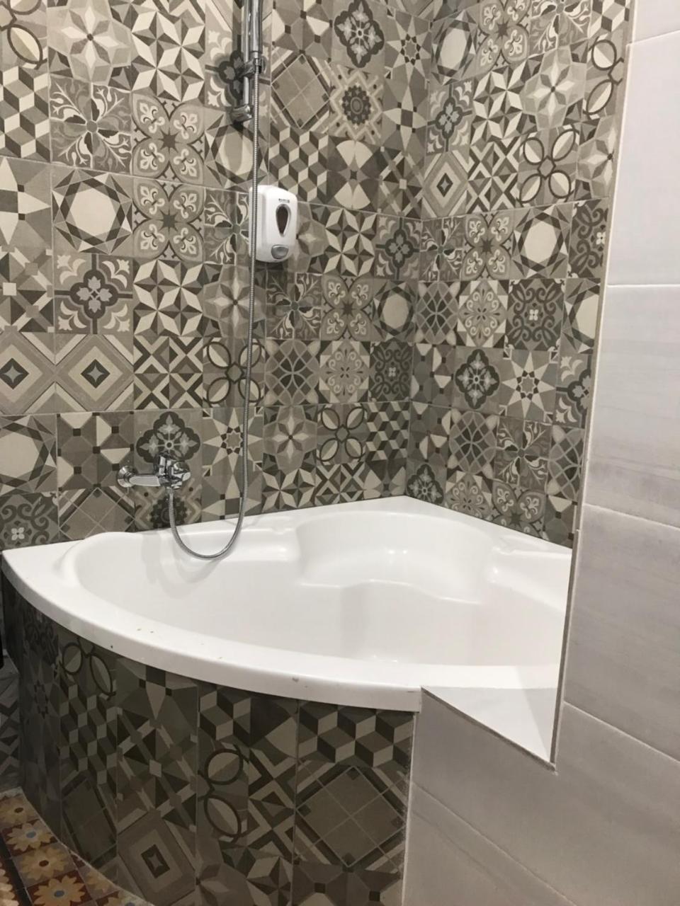 Hostal Eden Barselona Dış mekan fotoğraf